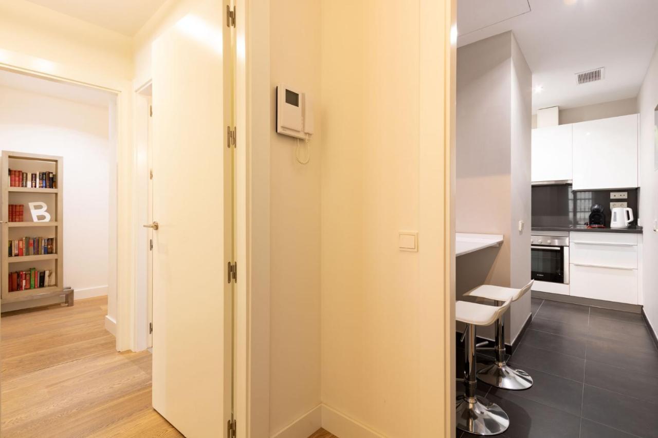 Angeles Santa Cruz Deluxe By Valcambre Apartment Sevilla Bagian luar foto