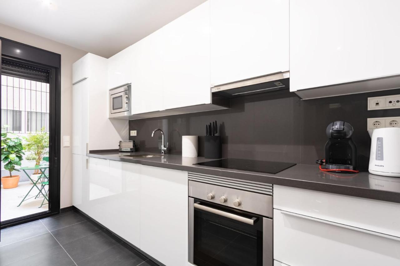 Angeles Santa Cruz Deluxe By Valcambre Apartment Sevilla Bagian luar foto