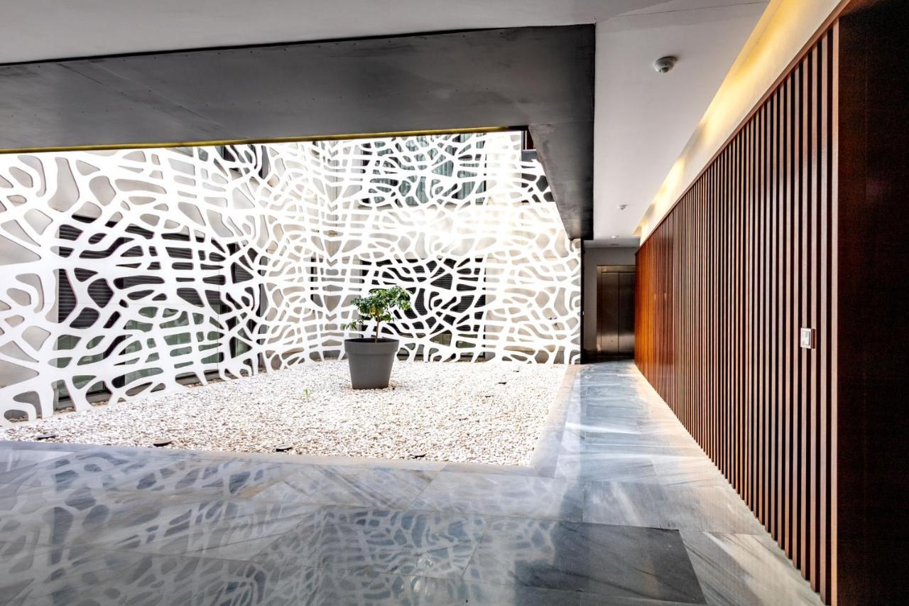Angeles Santa Cruz Deluxe By Valcambre Apartment Sevilla Bagian luar foto